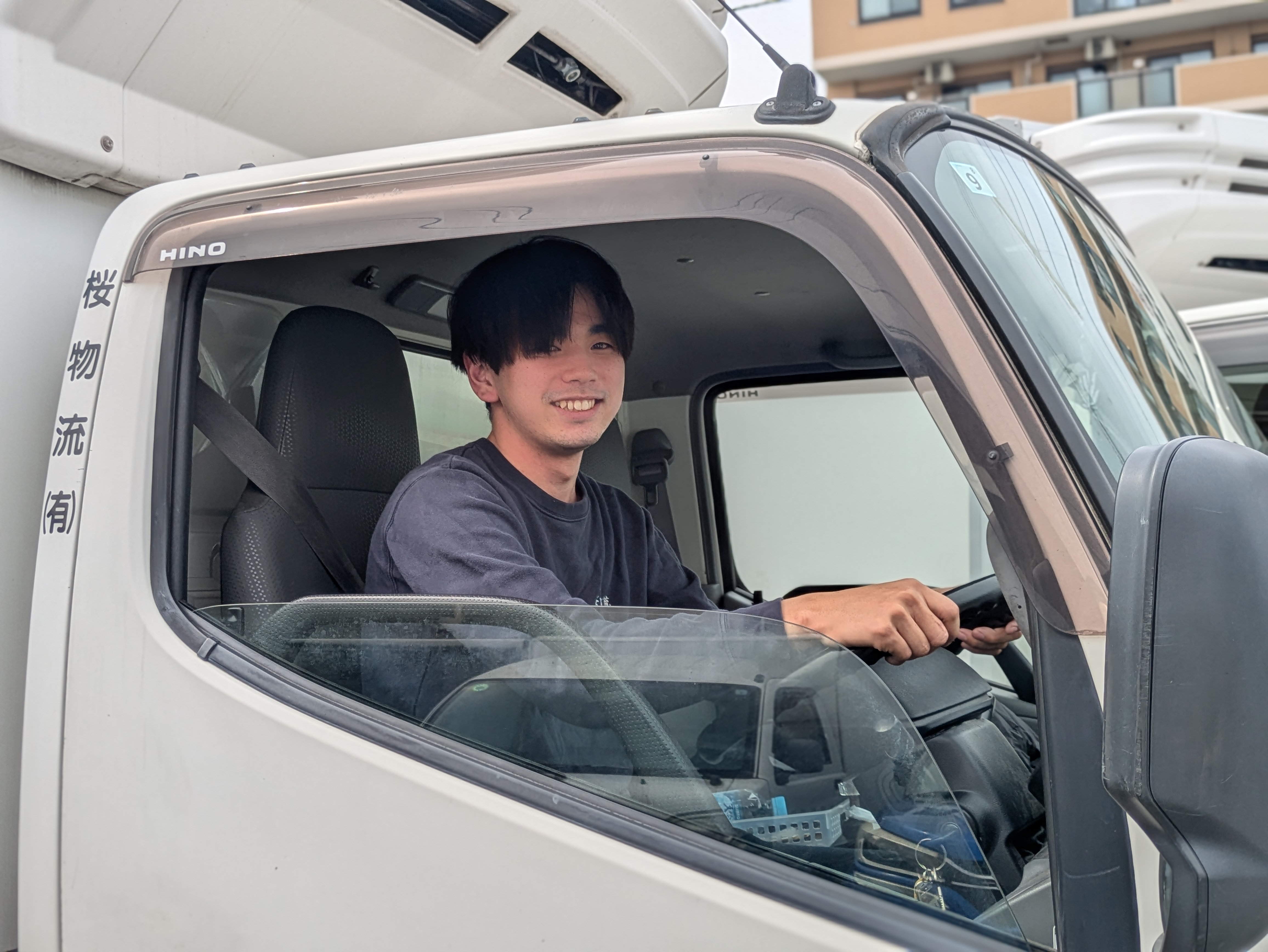 桜物流スタッフのスナップ写真